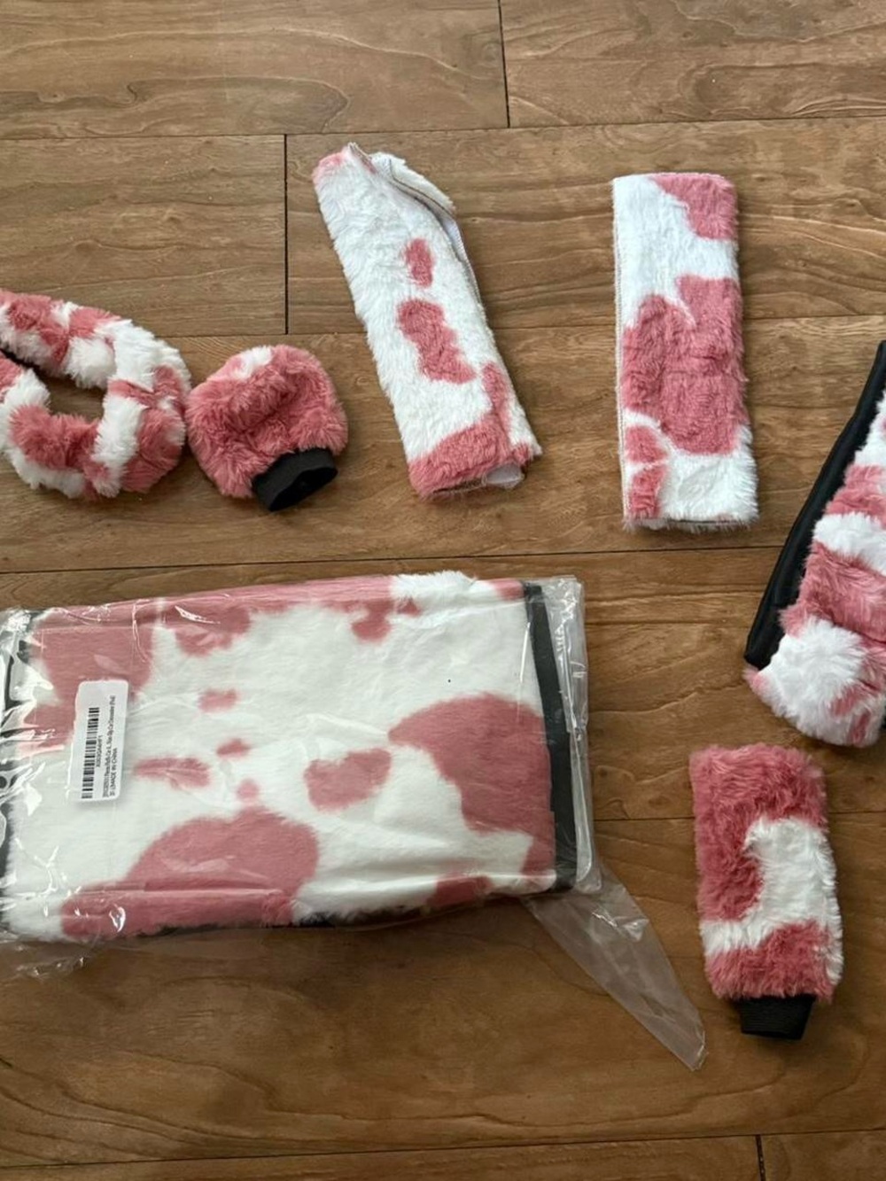 Pink & White Fuzzy Accessory Set - Picture 2 of 7
